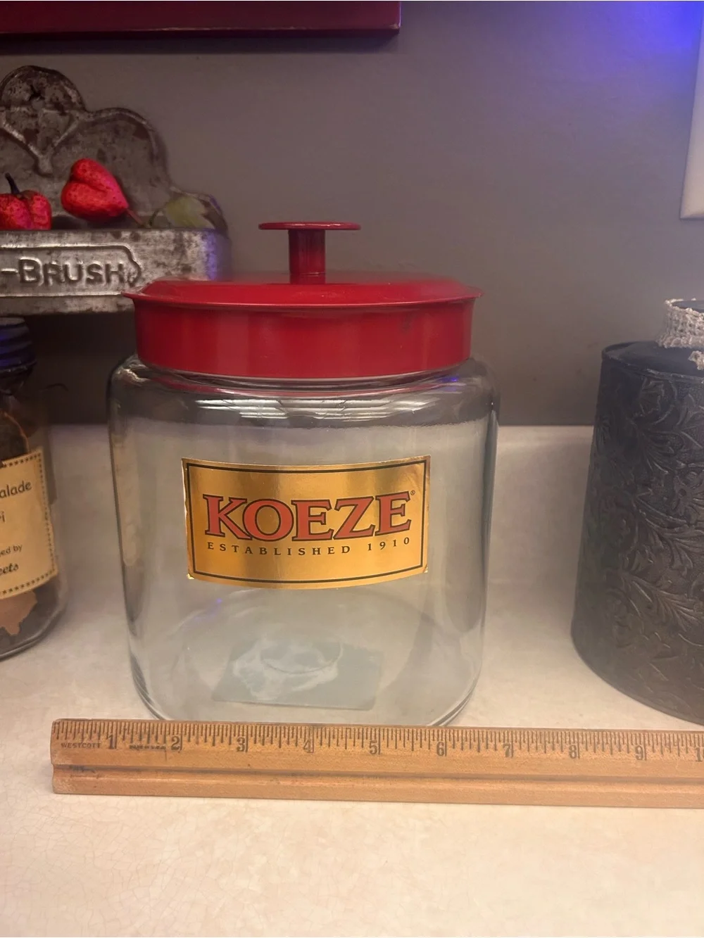 Vtg KOEZE’s Lidded Glass Cashew Nut Jar Counter Top Apothecary Store Display